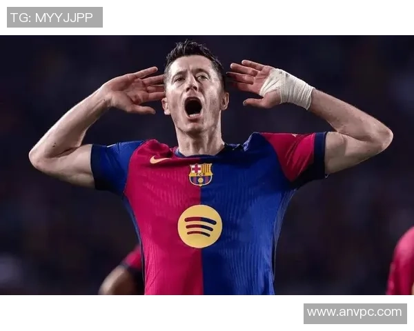 西甲焦点战：拜仁逆转曼联全场沸腾瞬间解析