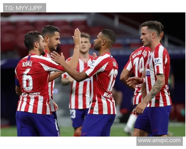 西甲焦点战波尔图平曼联红牌争议引发全场热议