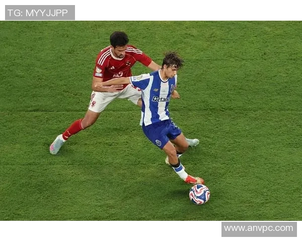 波尔图逆袭巴黎圣日耳曼3-0胜利补时进球震撼全场历史冷门再现