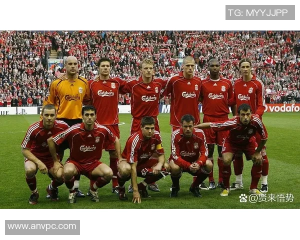 意甲焦点战AC米兰与曼联激战成平补时进球引发全场狂欢