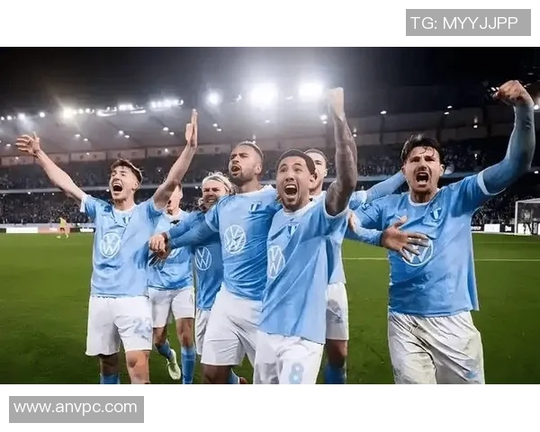 世界杯激战那不勒斯小胜莱比锡红牌事件引发全场热议